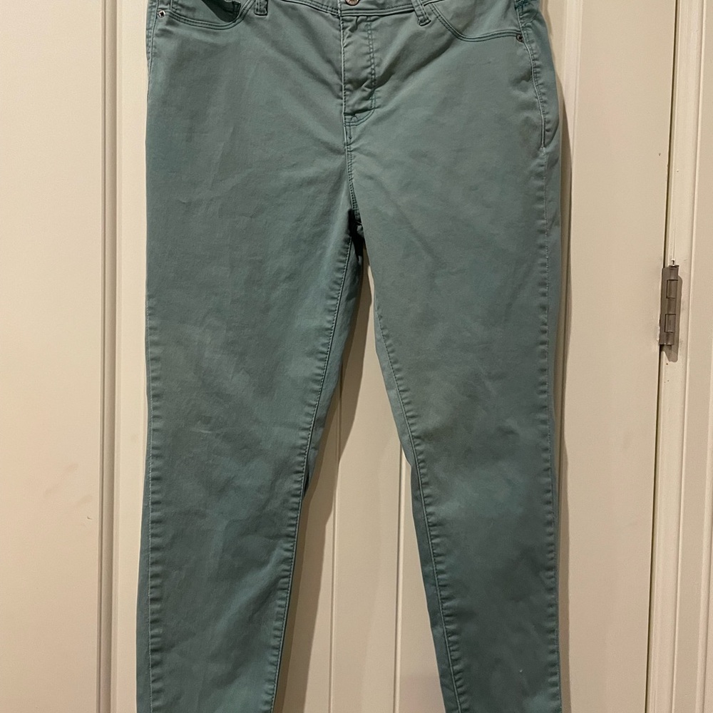 Stylish Light green Women's jeans